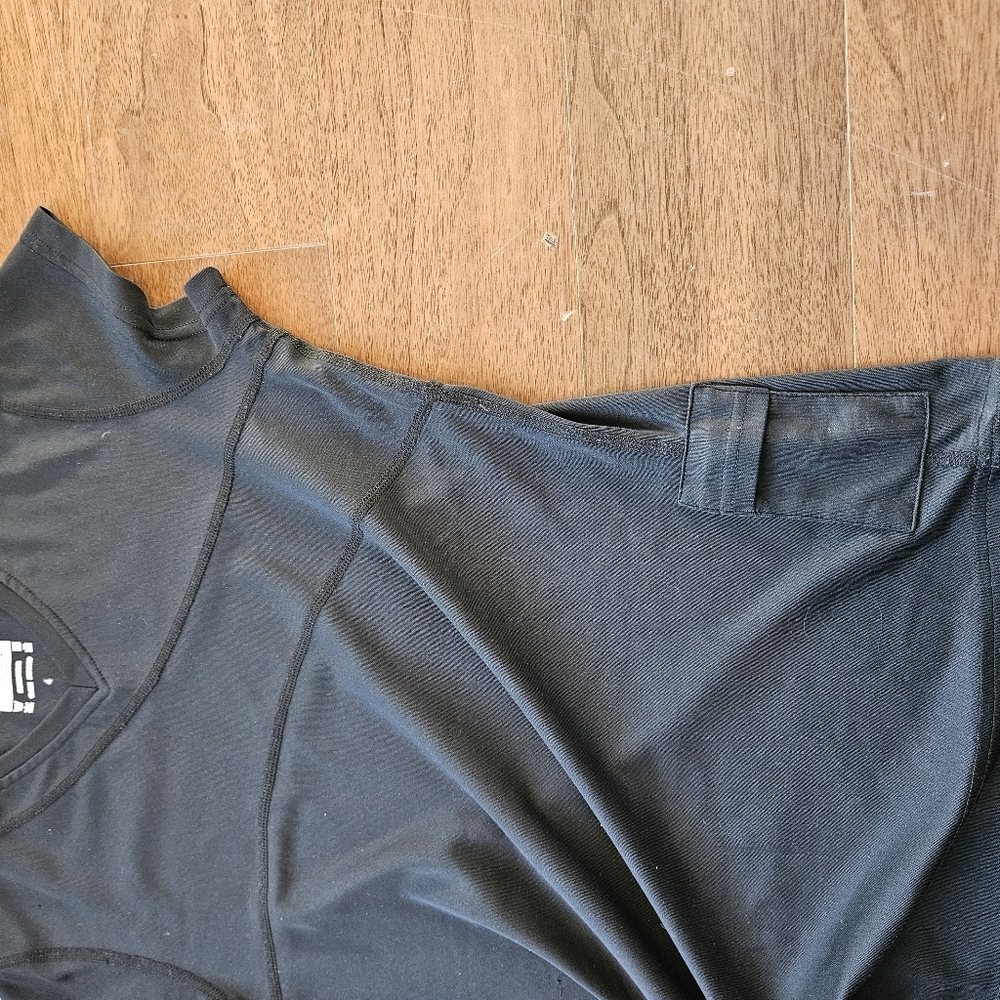 lululemon athletic top - Picture 3 of 4